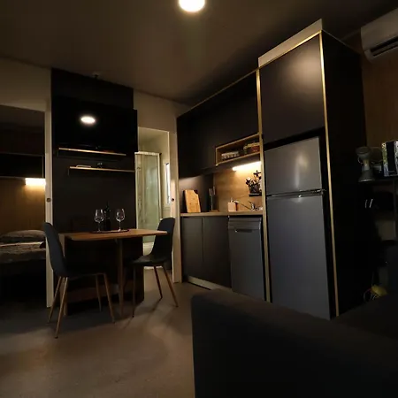 بيت للعطل Innova Travelvir - Mobhome Ma-la *