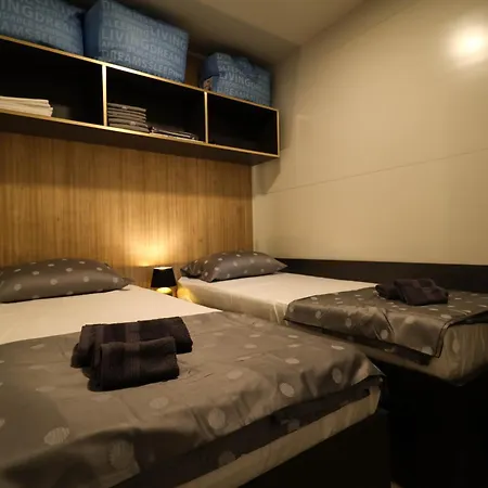 Innova Travelvir - Mobhome Ma-la بيت للعطل *